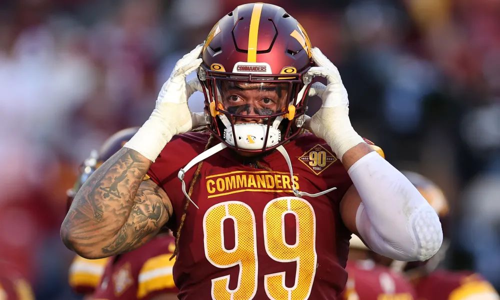 NFL Trade Deadline: Bears closing in on trade for a defensive end