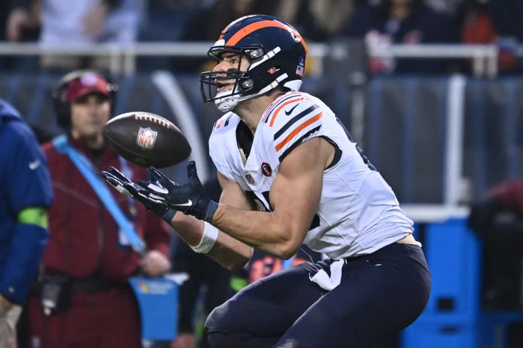 Bears Injury Report, Week 17: Justin Fields could be shorthanded