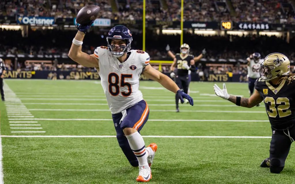 These 4 players earned a game ball despite Bears' Week 9 loss to Saints