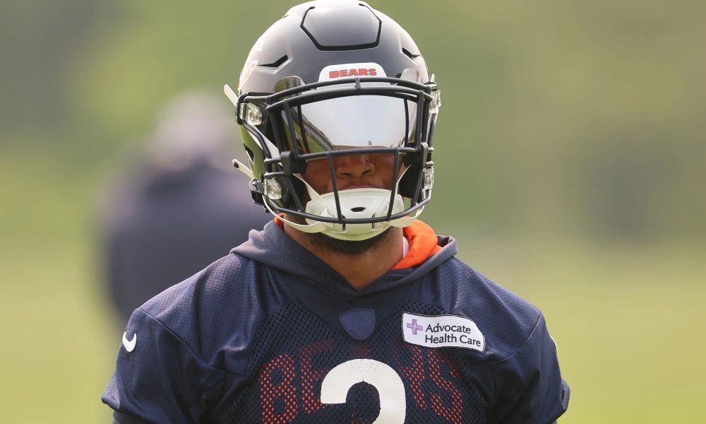 WATCH: DJ Moore scores 62-yard touchdown on first catch with Chicago Bears