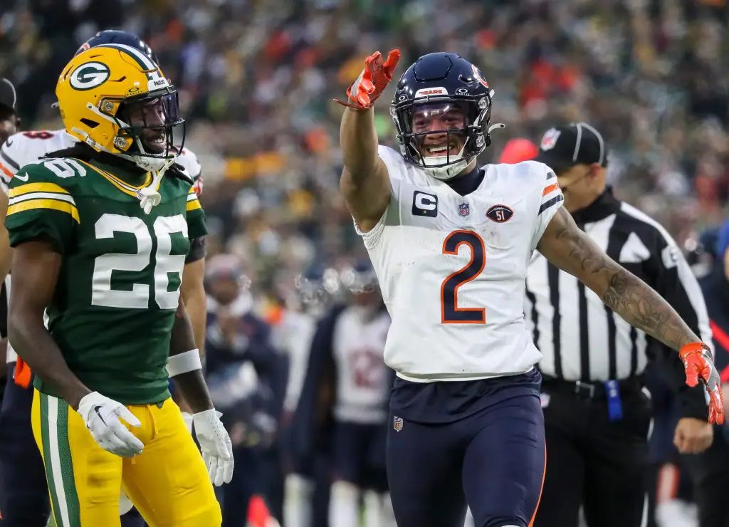Did DJ Moore drop a hint about who the Bears QB will be in 2024?