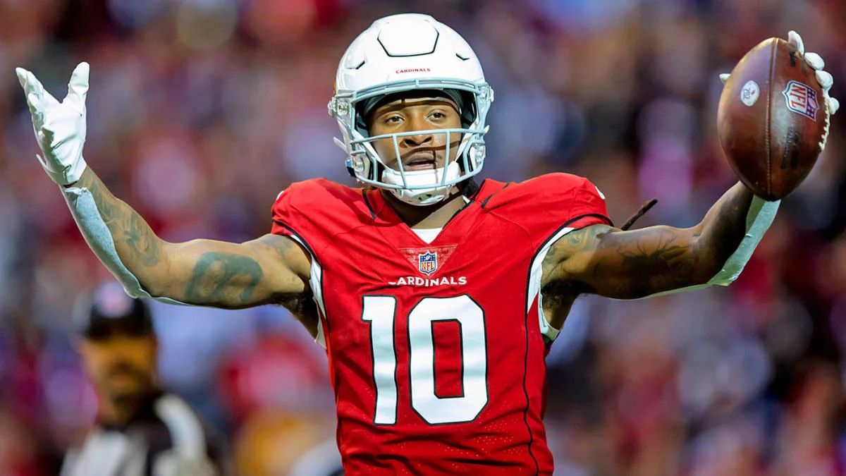 Should the Bears sign DeAndre Hopkins?