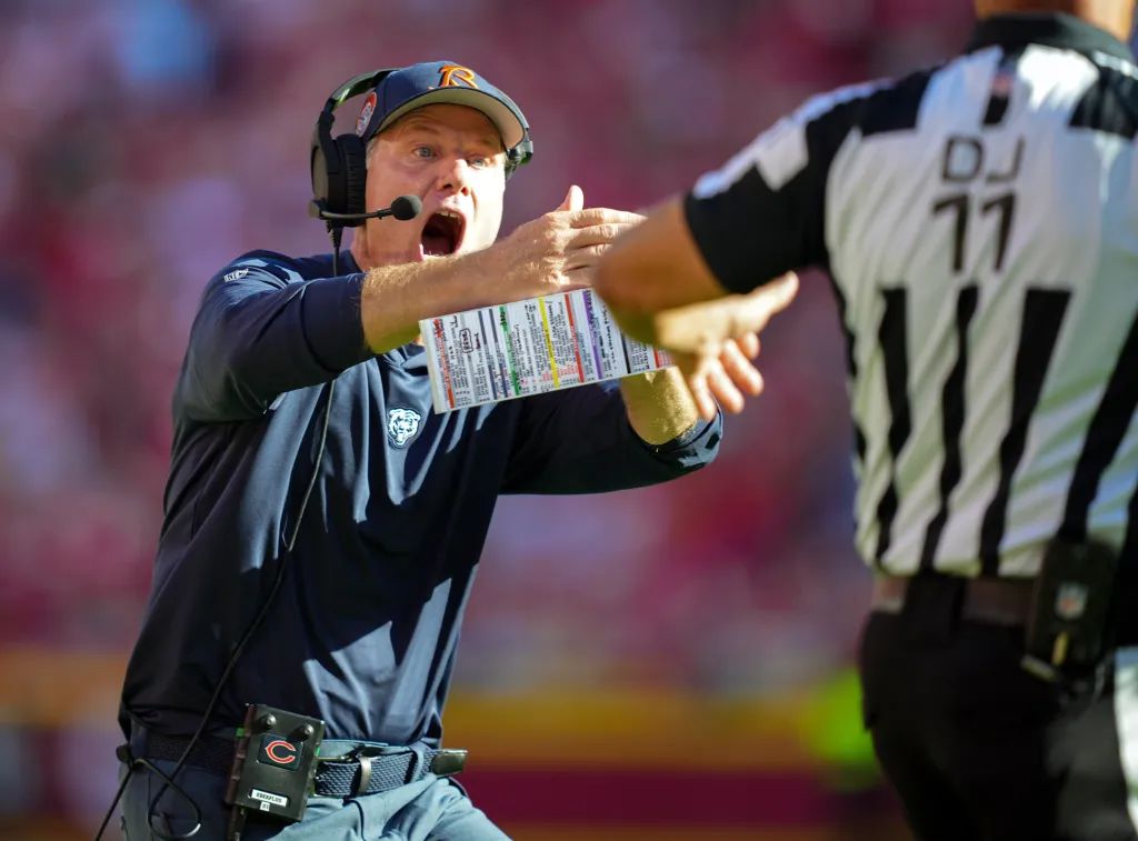 Experts are all-in on Commanders beating Bears in Week 5's Thursday Night Football