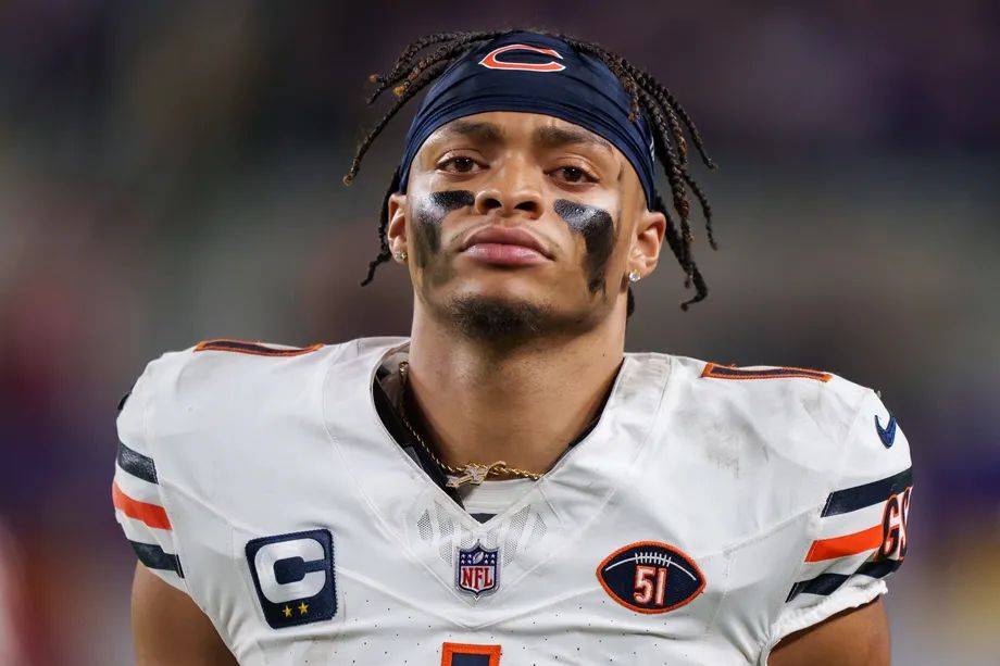 Here's what Justin Fields' 5th-year option would cost the Bears