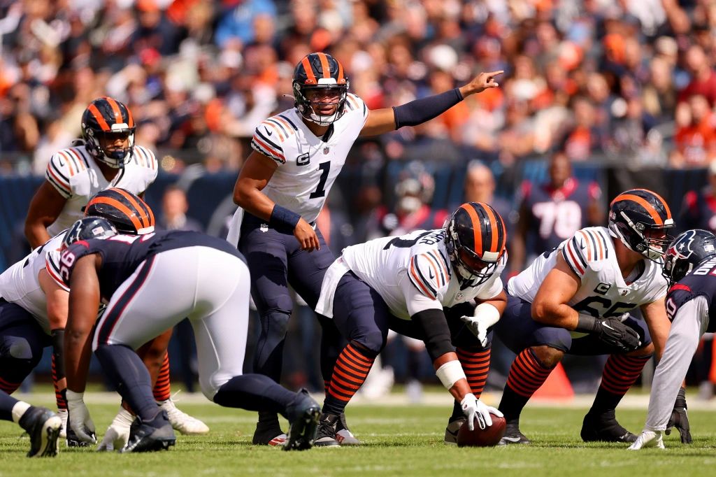 Cody Whitehair scores Bears' highest PFF grade on offense in Week 3