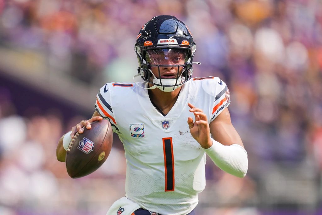 Justin Fields is a game-time decision in Week 12 vs. Jets