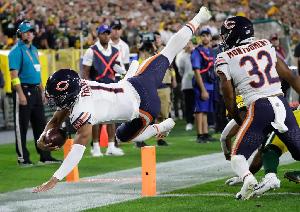 PFF Grades: Justin Fields was Bears' lowest-graded player on offense vs. Packers