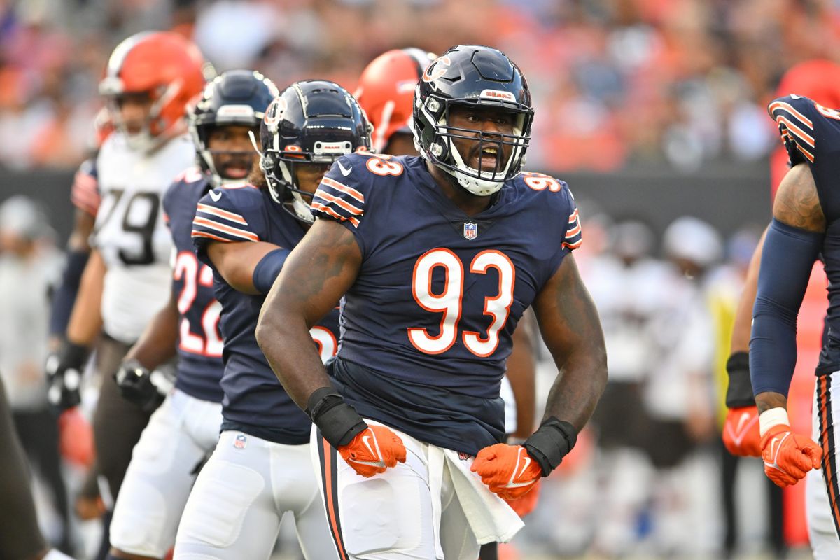 Former Bears DL Justin Jones Signs 3-year Deal with Cardinals