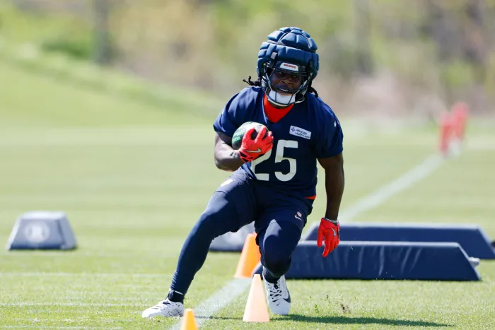 Bears RB Kyle Monangai learned valuable lesson in preseaosn debut vs. Dolphins