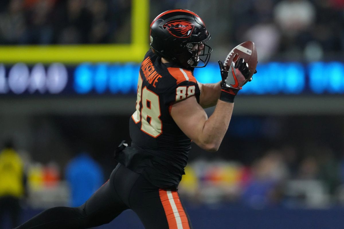 2023 Senior Bowl: Oregon State TE Luke Musgrave warrants Bears' attention