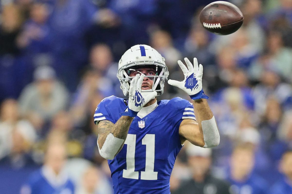 5 Wide Receivers the Bears should target in 2024 NFL free agency
