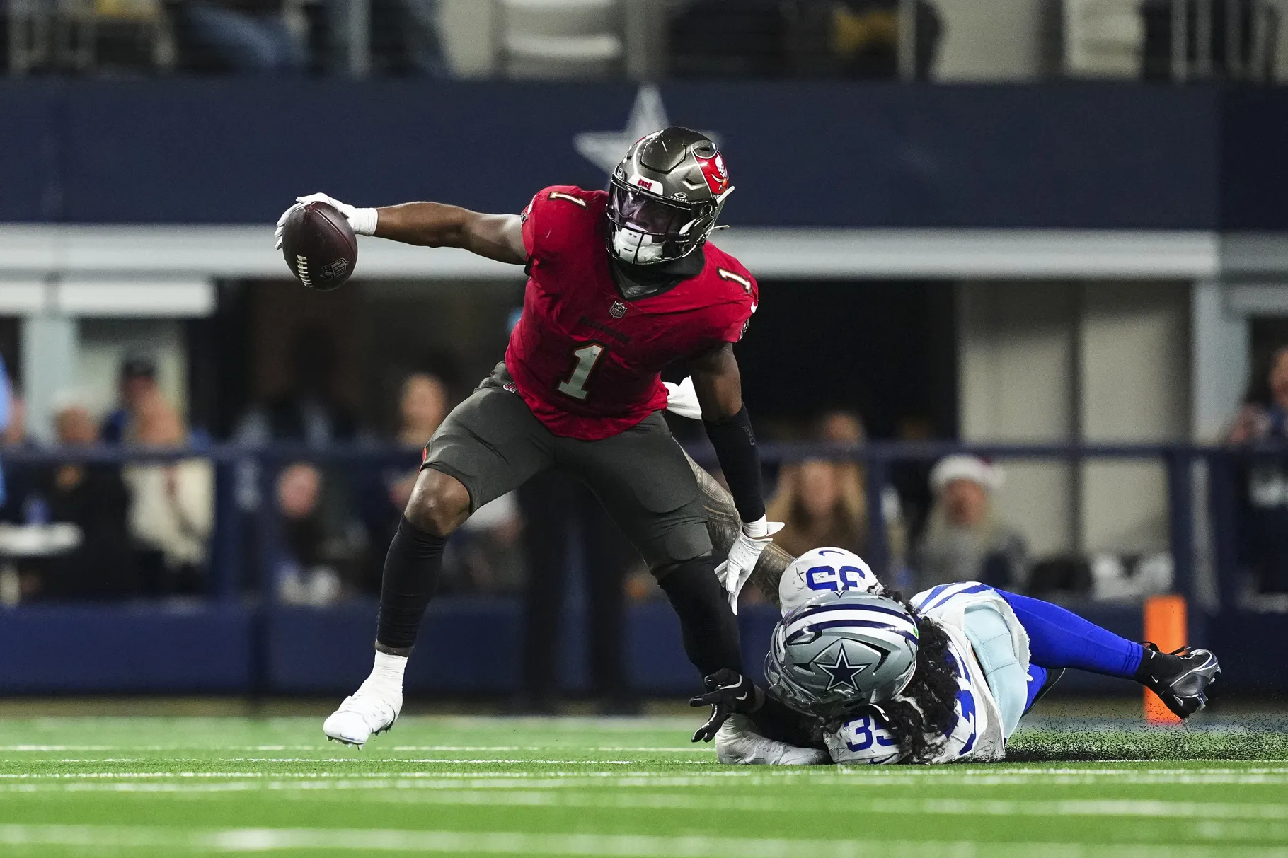 Bears linked to pass-catching running back in latest ESPN trade projection