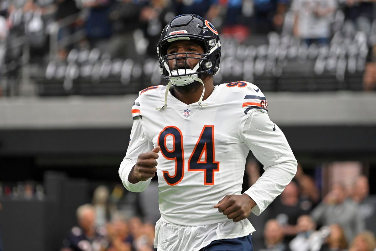 Twitter reacts to Bears trading Robert Quinn to Eagles