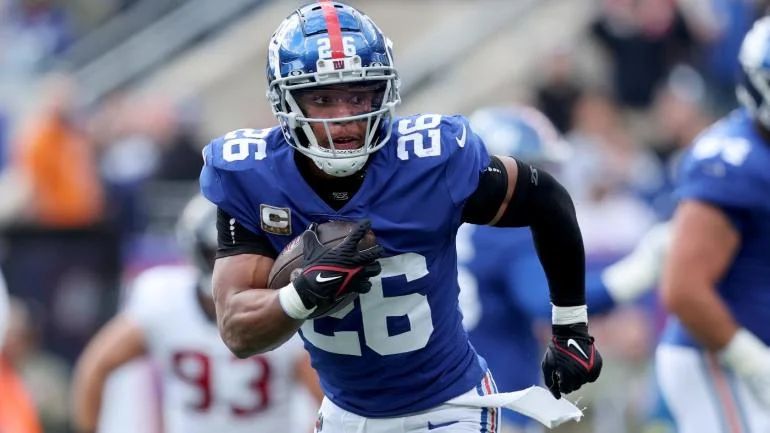 Should the Bears try to upgrade running back during the 2024 offseason?
