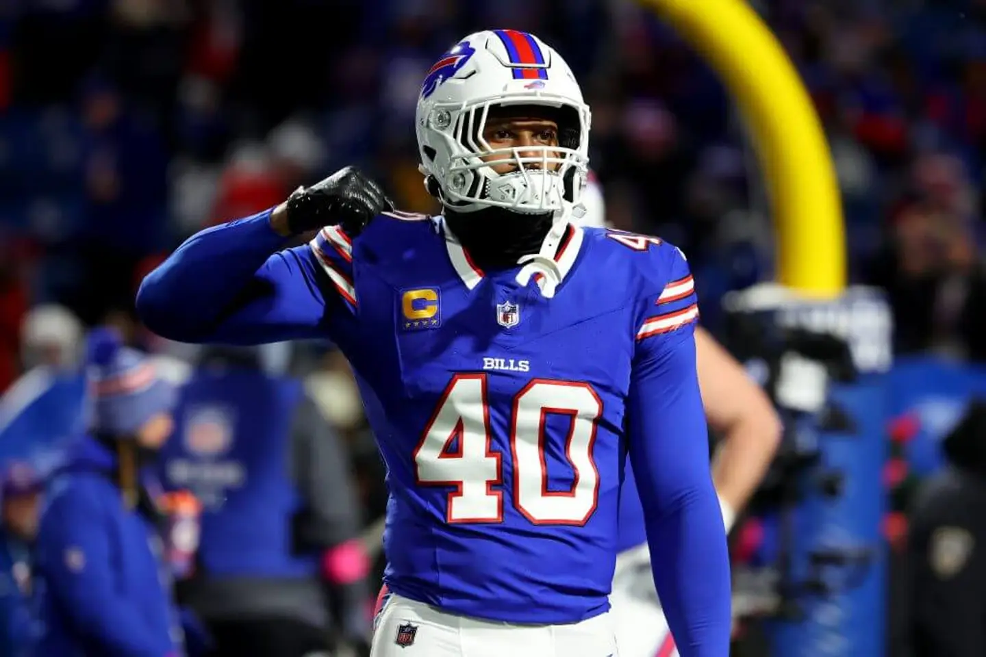 Commanders sign Hall of Fame pass rusher Von Miller on eve of training camp