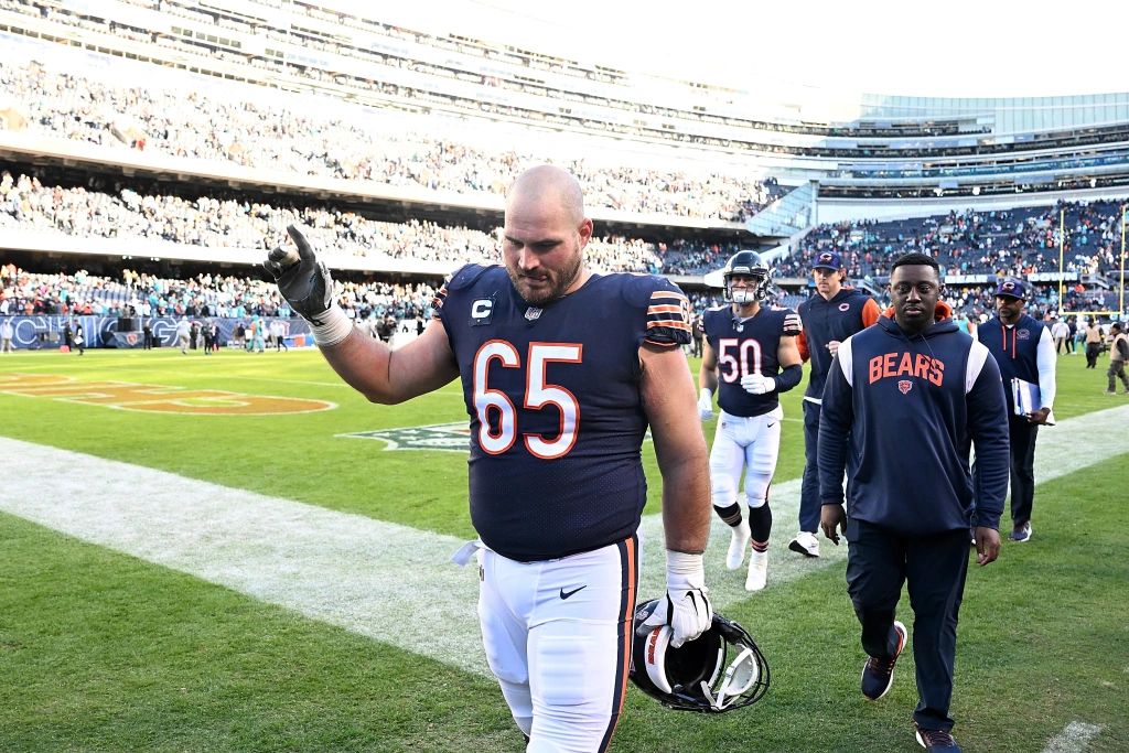 Here's who's starting at each position of Bears' OL at OTAs