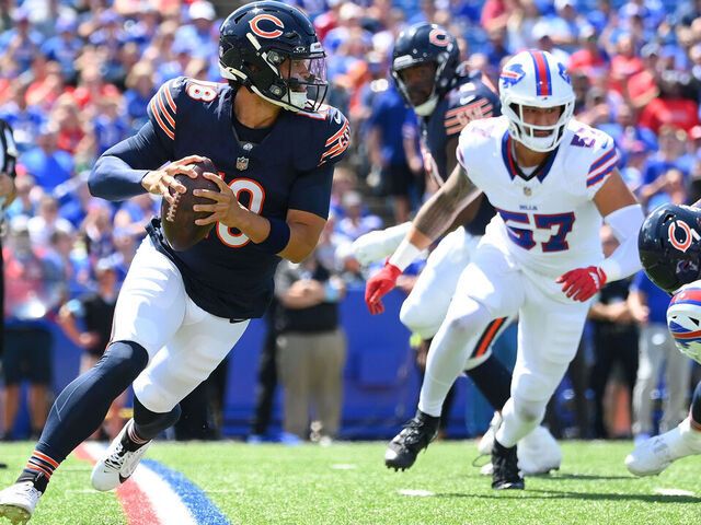 WATCH: Caleb Williams shows off rare arm talent in preseason debut