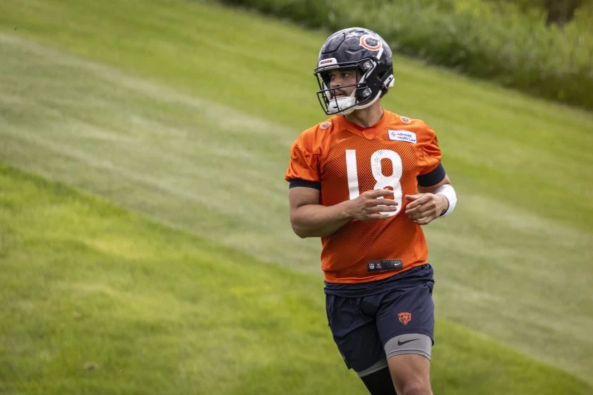 WATCH: Bears HC Matt Eberflus talks Day 3 of training camp