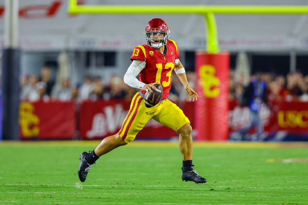 ESPN NFL Mock Draft Sends Bears Explosive Combo in 1st Round