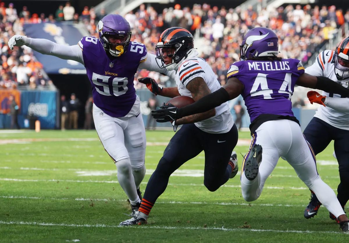 NFL Experts think Bears will get stomped by Vikings on Monday Night Football