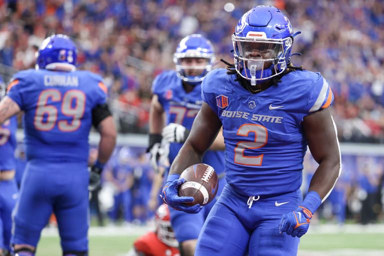Chicago Bears 2025 Mock Draft: Ryan Poles supercharges Caleb Williams