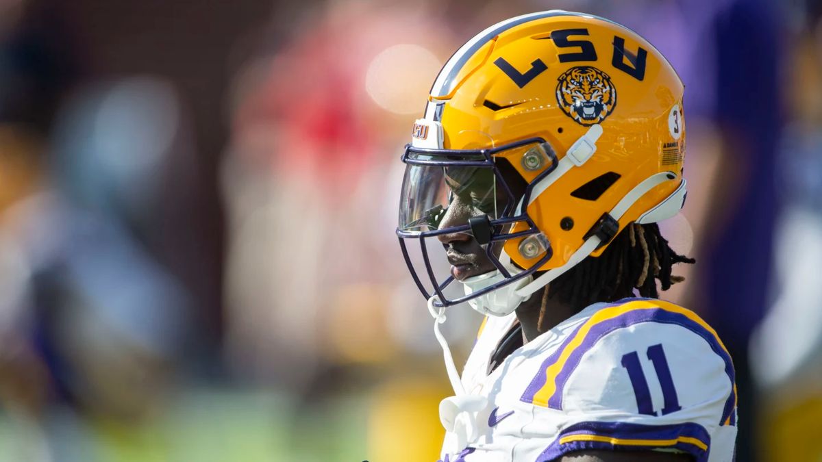 Chicago Bears 7-Round Mock Draft: Caleb Williams gets a new pass-catcher