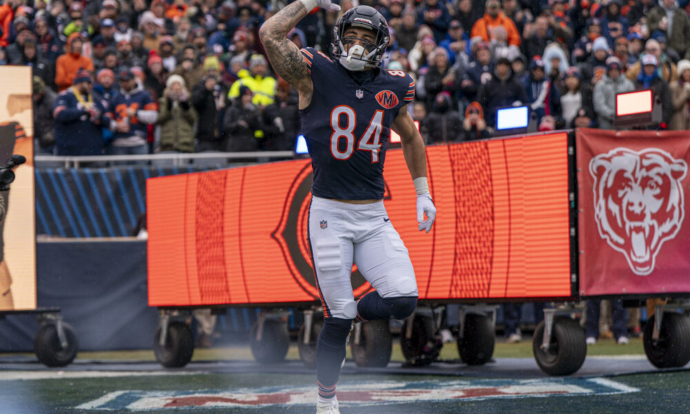Colston Loveland's rookie season with Chicago Bears just got better
