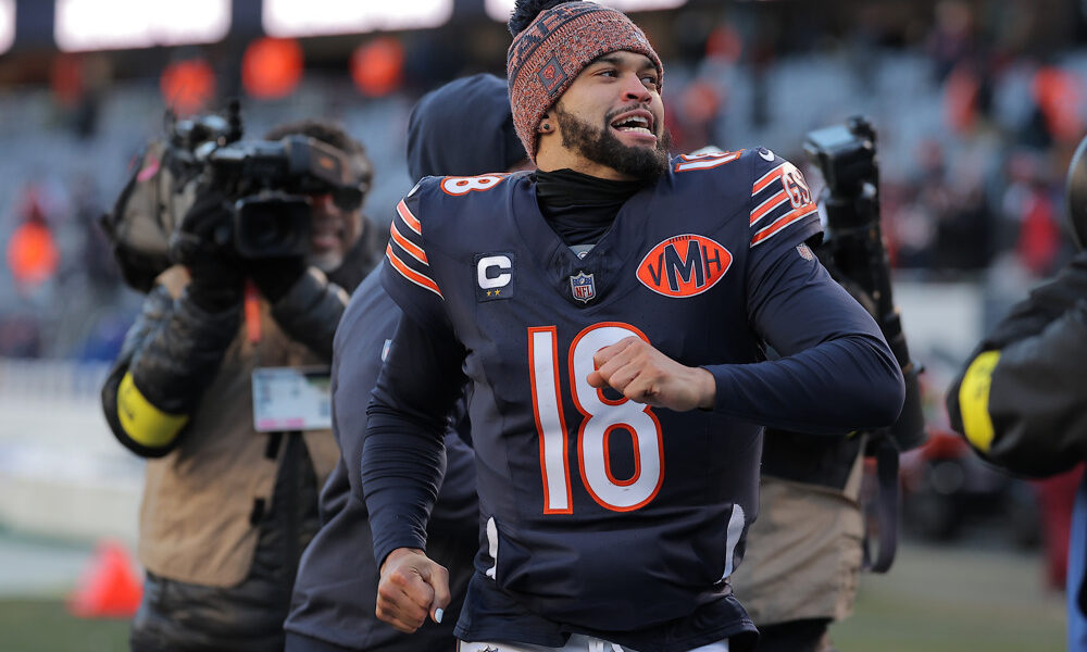 Studs, duds from Bears' incredible comeback Wild Card win vs. Packers