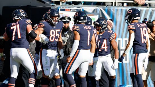 Chicago Bears players give organization mixed reviews in grades for 2022 season (News)