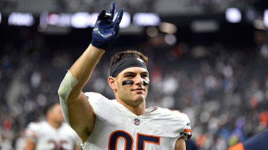 Cole Kmet dubbed Chicago Bears' best-kept secret (2022 Season)