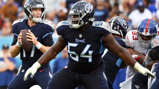 Bears sign Titans guard Nate Davis to three-year deal (Free Agency)